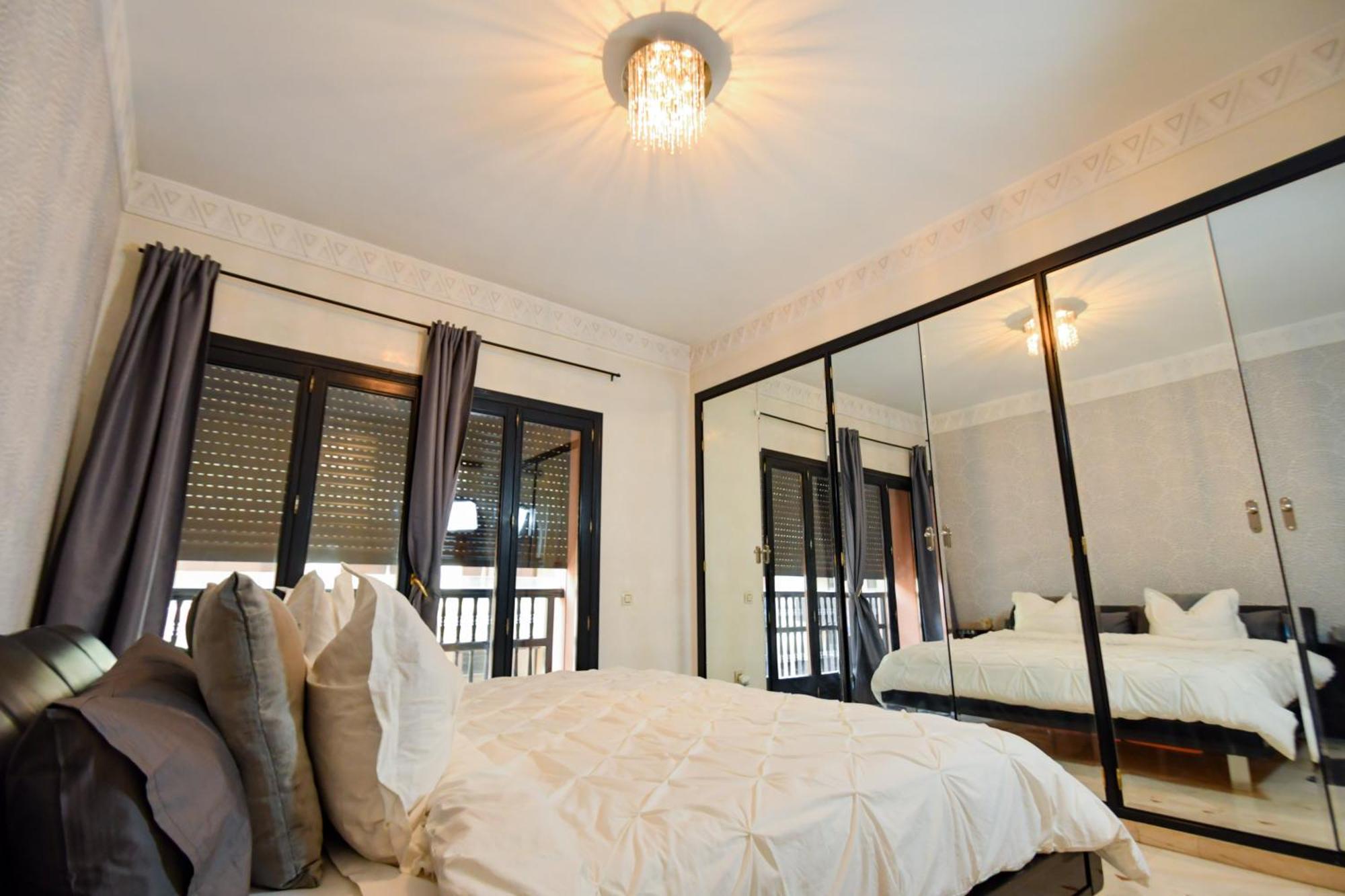 Appartement Haut Standing Gueliz Plaza Marrakesh Eksteriør bilde