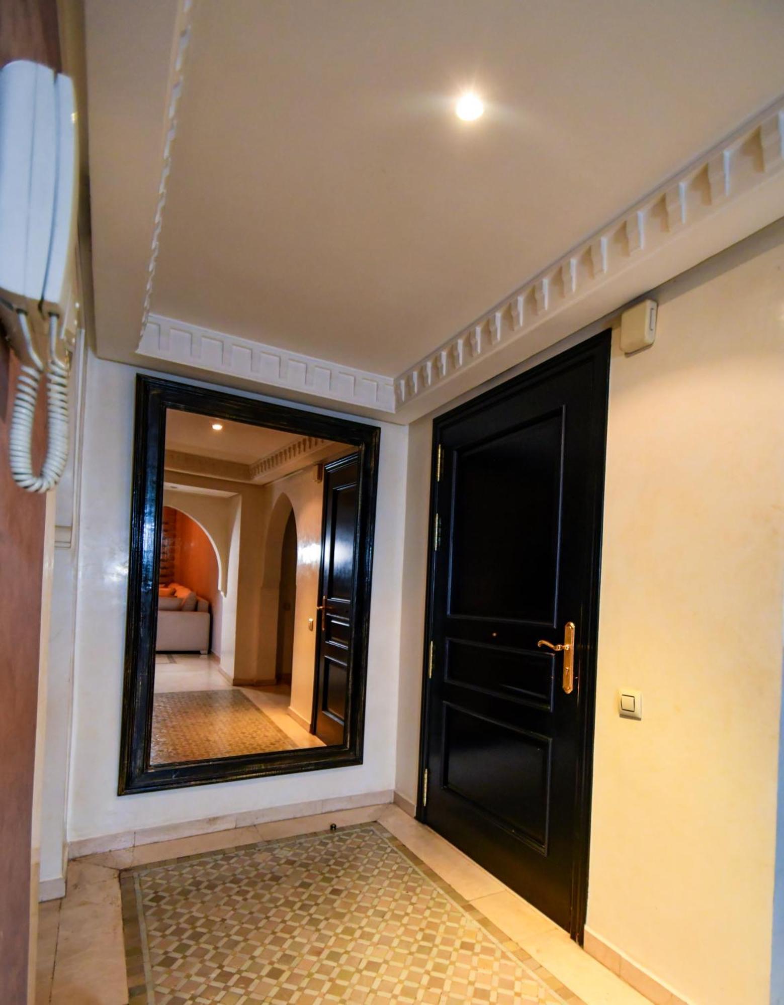 Appartement Haut Standing Gueliz Plaza Marrakesh Eksteriør bilde
